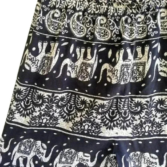 𝅺New Black Boho Elephant & Paisley Print Romper Sm - Picture 4 of 5
